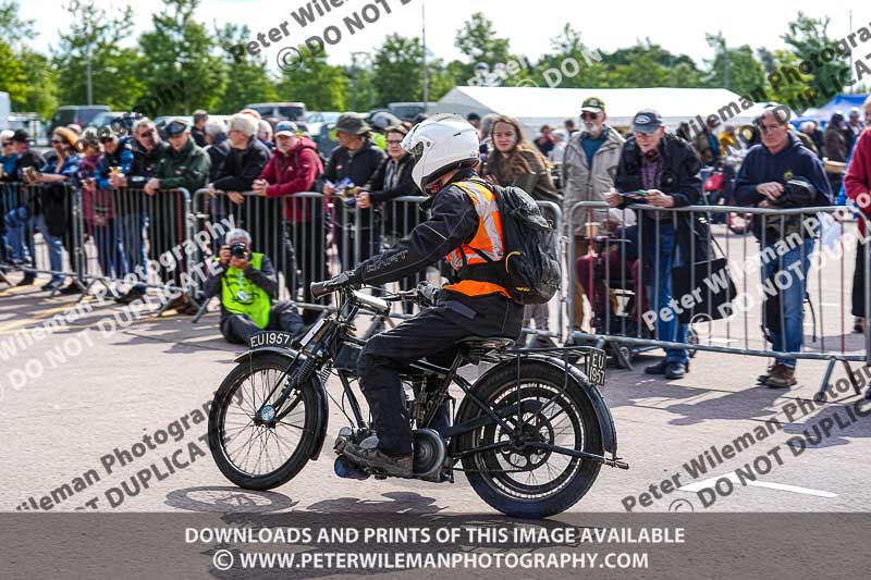 Vintage motorcycle club;eventdigitalimages;no limits trackdays;peter wileman photography;vintage motocycles;vmcc banbury run photographs
